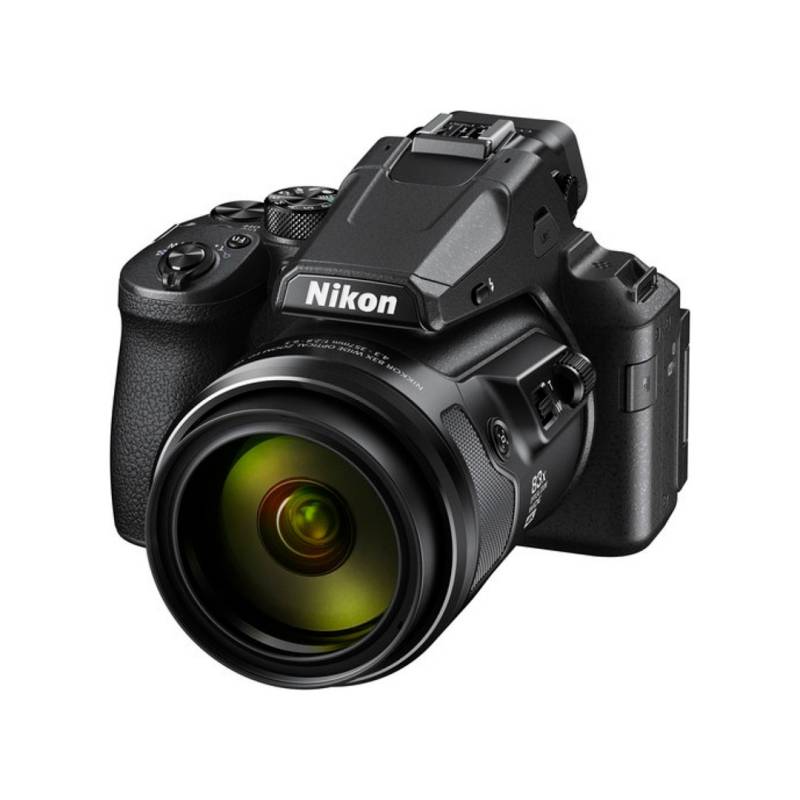 Camara Nikon P950